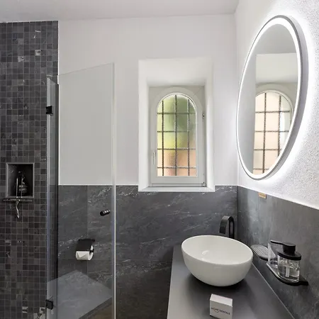 Casa Oliva - Boutique Townhouse - - Happy Ascona