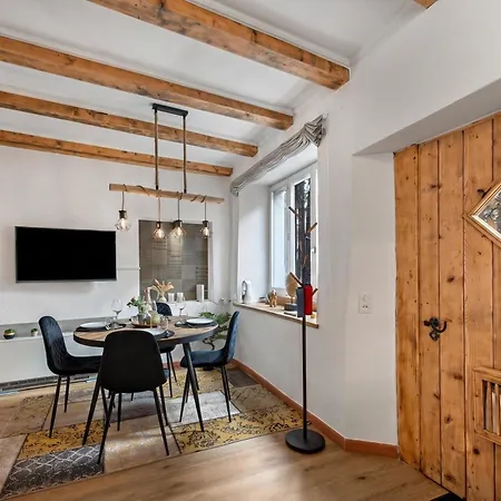 Casa Oliva - Boutique Townhouse - - Happy *