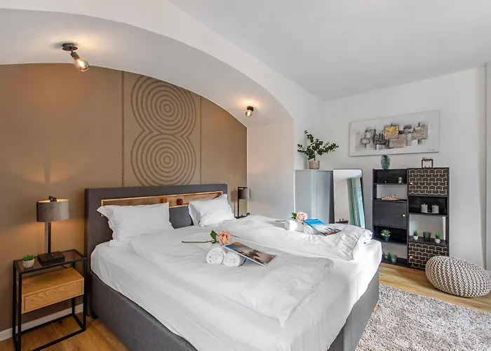 Casa Oliva - Boutique Townhouse - - Happy أسكونا